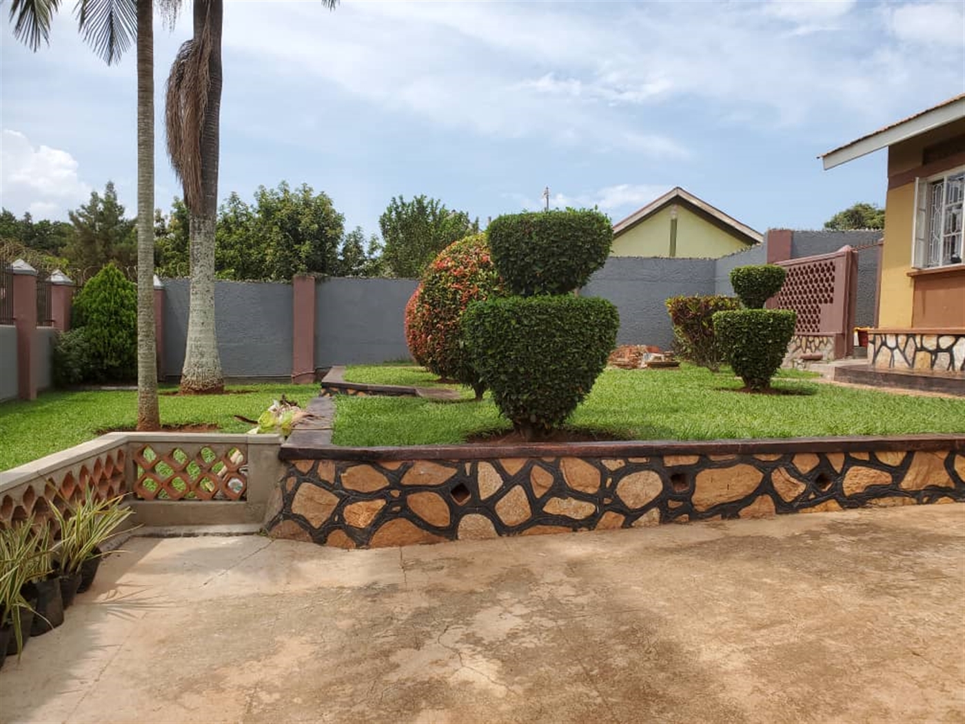 Bungalow for sale in Konge Wakiso