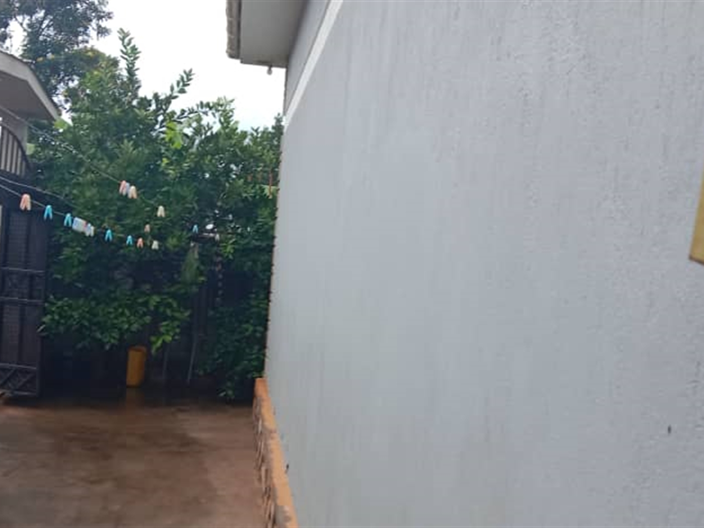 Bungalow for sale in Nakweelo Wakiso