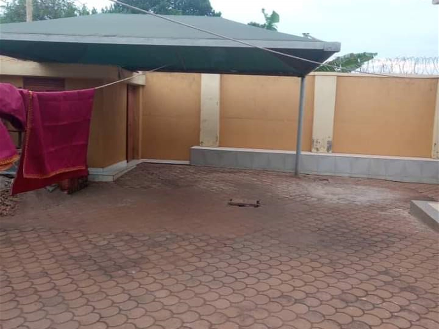 Bungalow for sale in Katale Wakiso