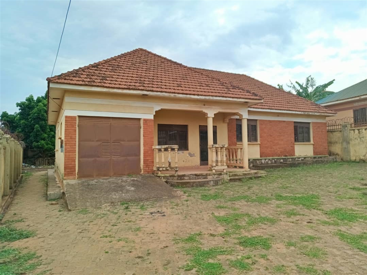 Bungalow for sale in Kisaasi Wakiso