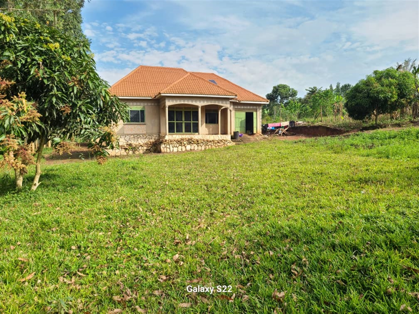 Bungalow for sale in Jungu Mityana