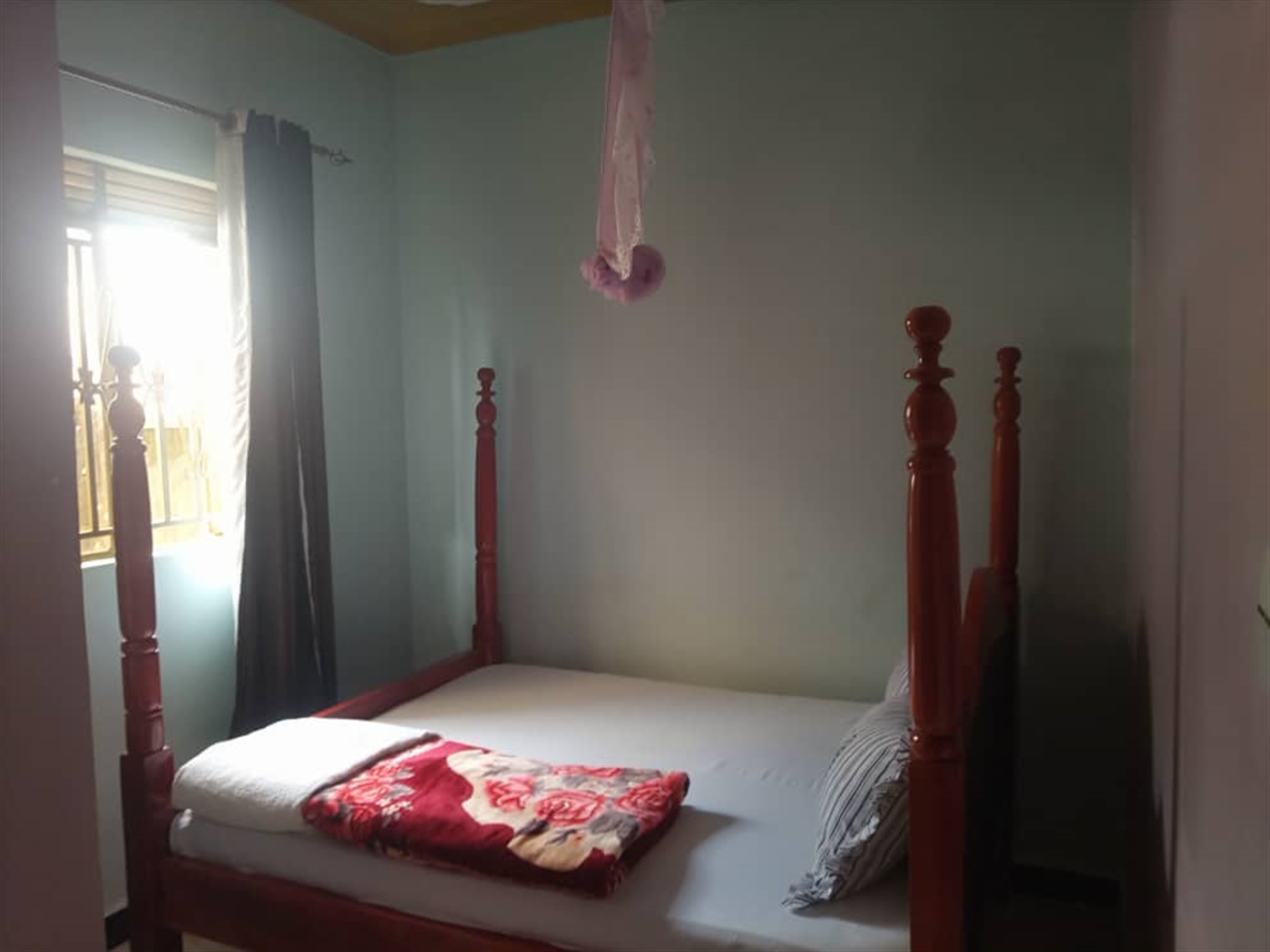 Guest house for sale in Nansana Wakiso