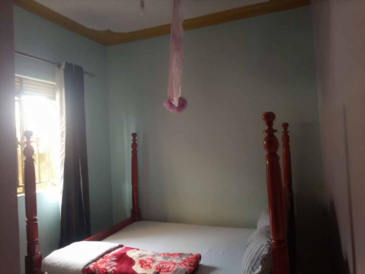 Guest house for sale in Nansana Wakiso