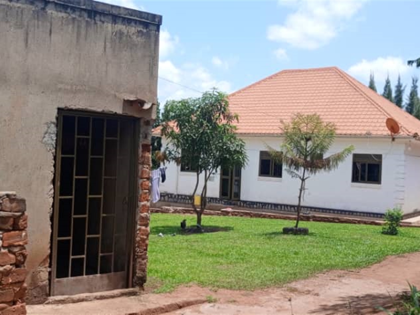 Bungalow for sale in Busiika Wakiso