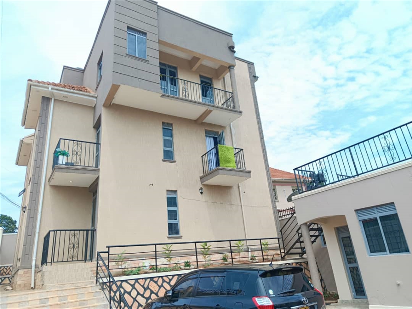 Apartment for sale in Naalya Wakiso