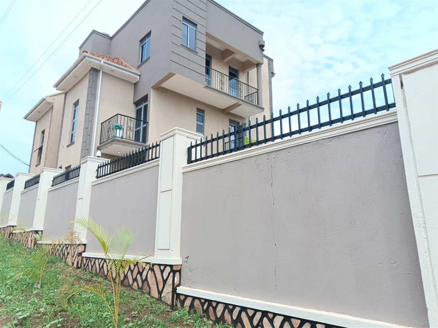 Apartment for sale in Naalya Wakiso