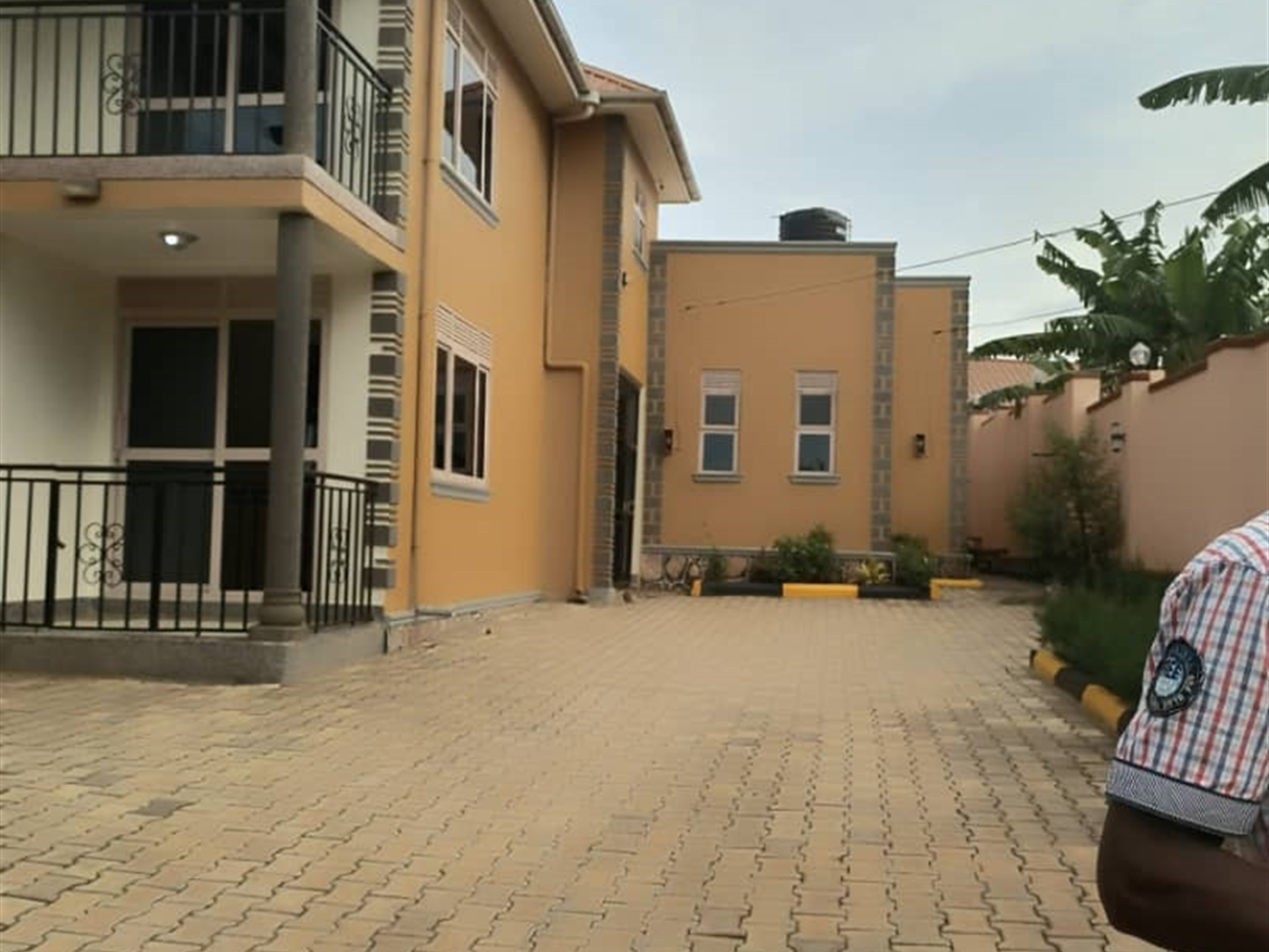 Storeyed house for sale in Nansana Wakiso