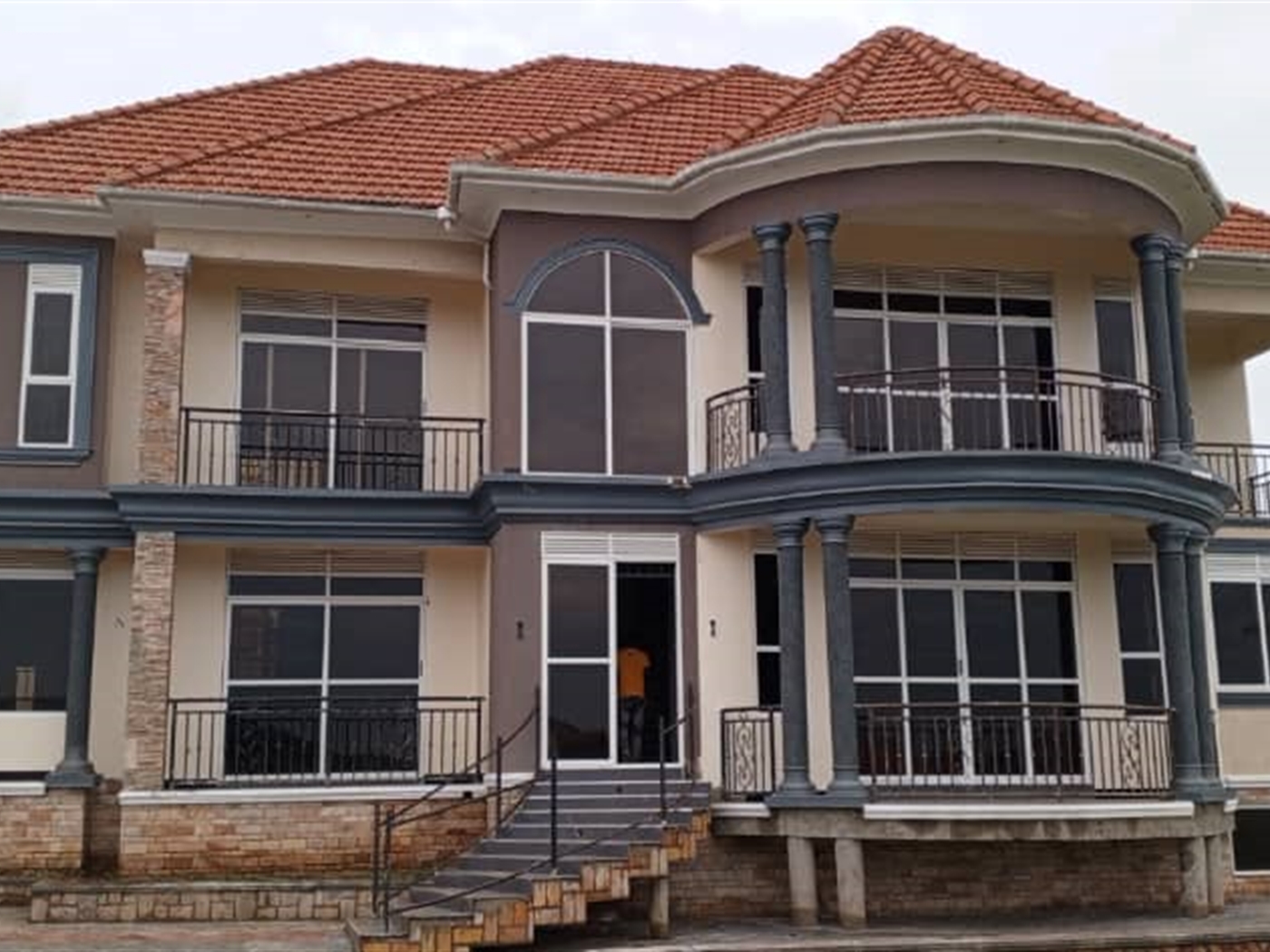 Storeyed house for sale in Kigo Wakiso