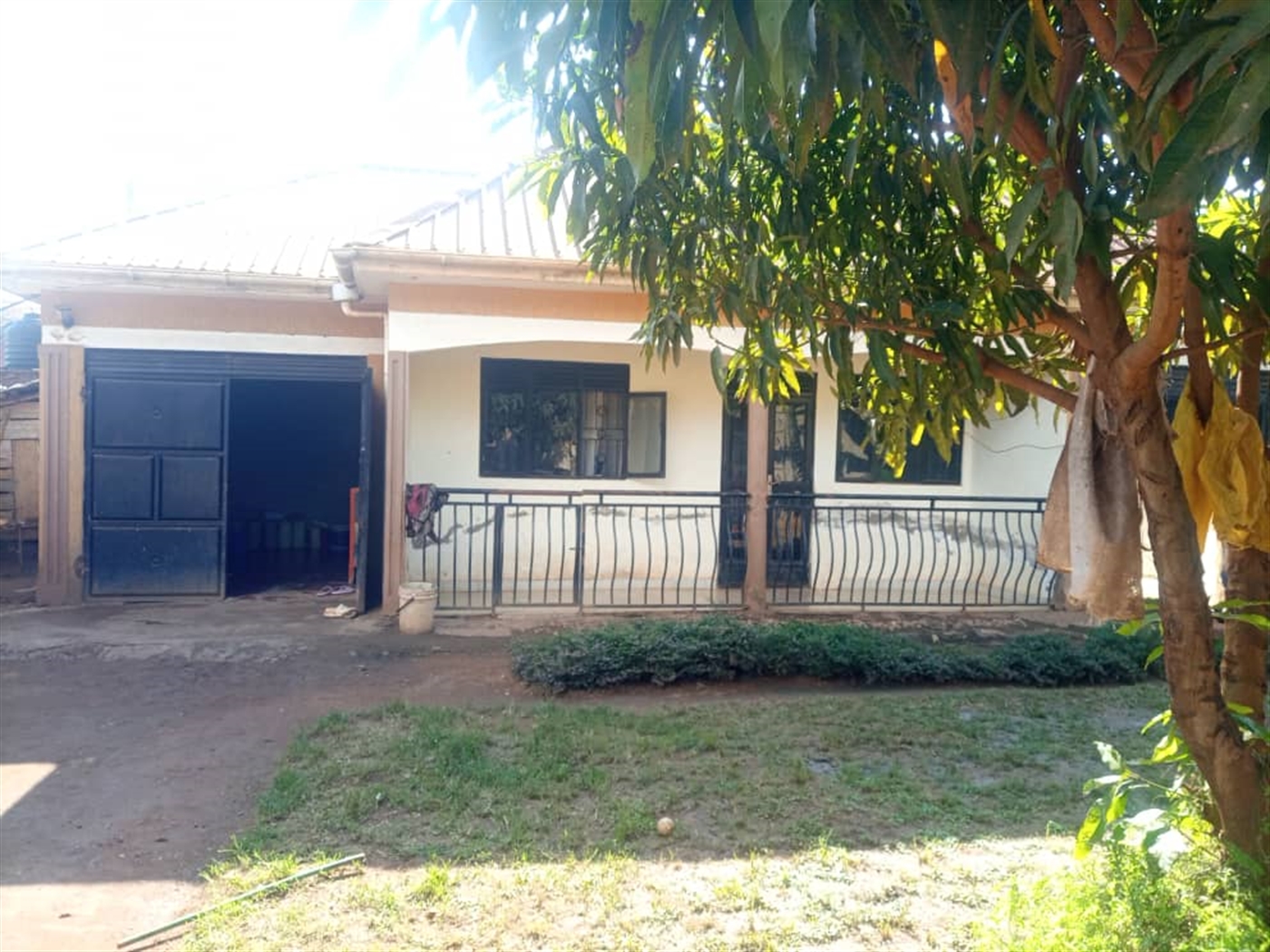 Bungalow for sale in Mutungo Kampala