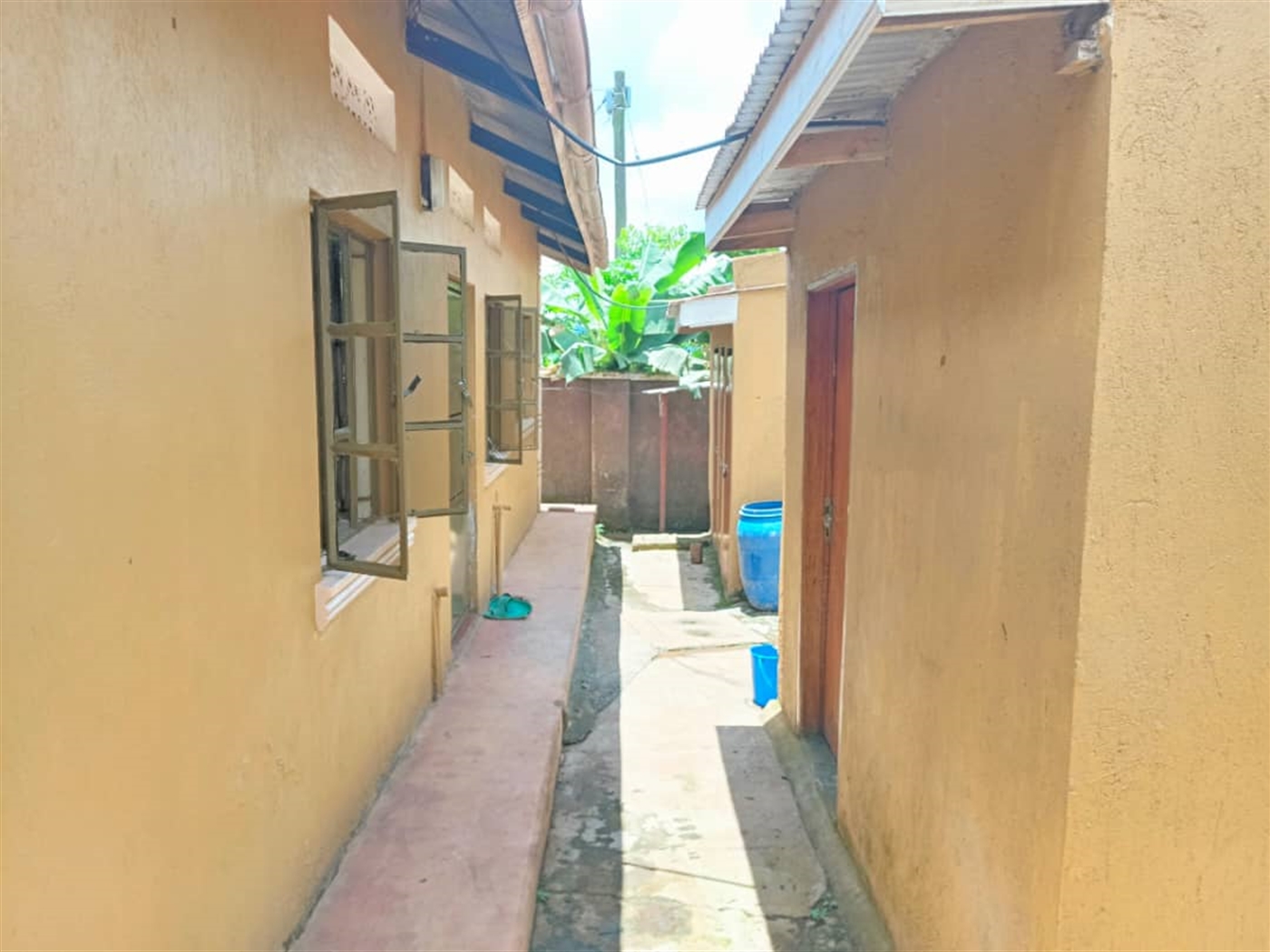 Bungalow for sale in Kayuga Mukono