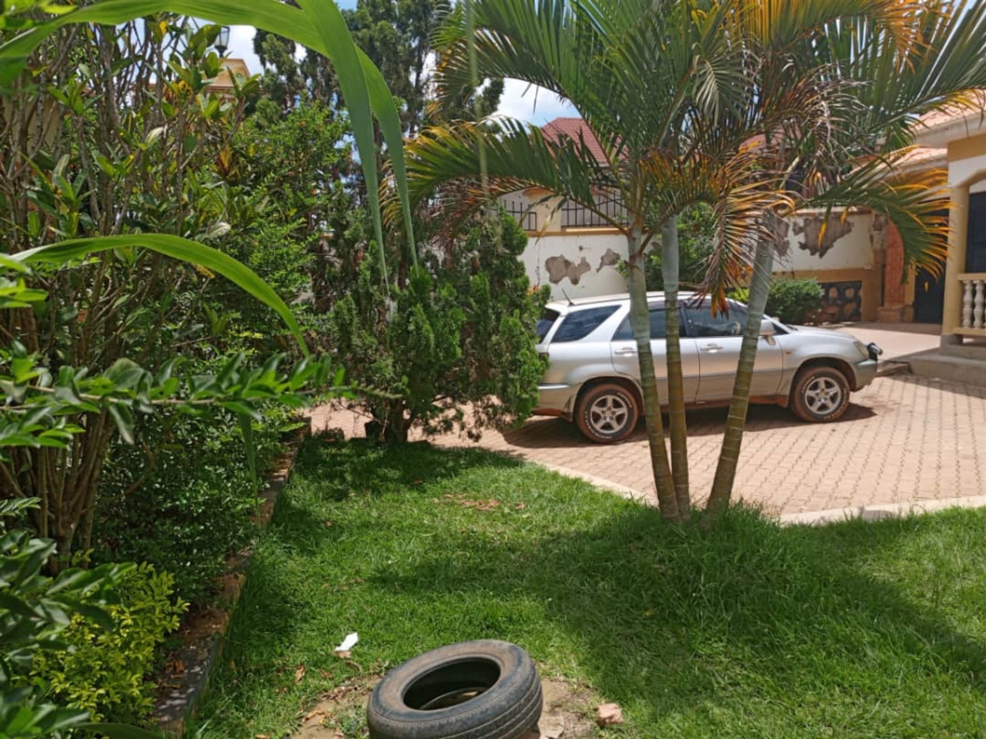 Bungalow for sale in Nansana Wakiso