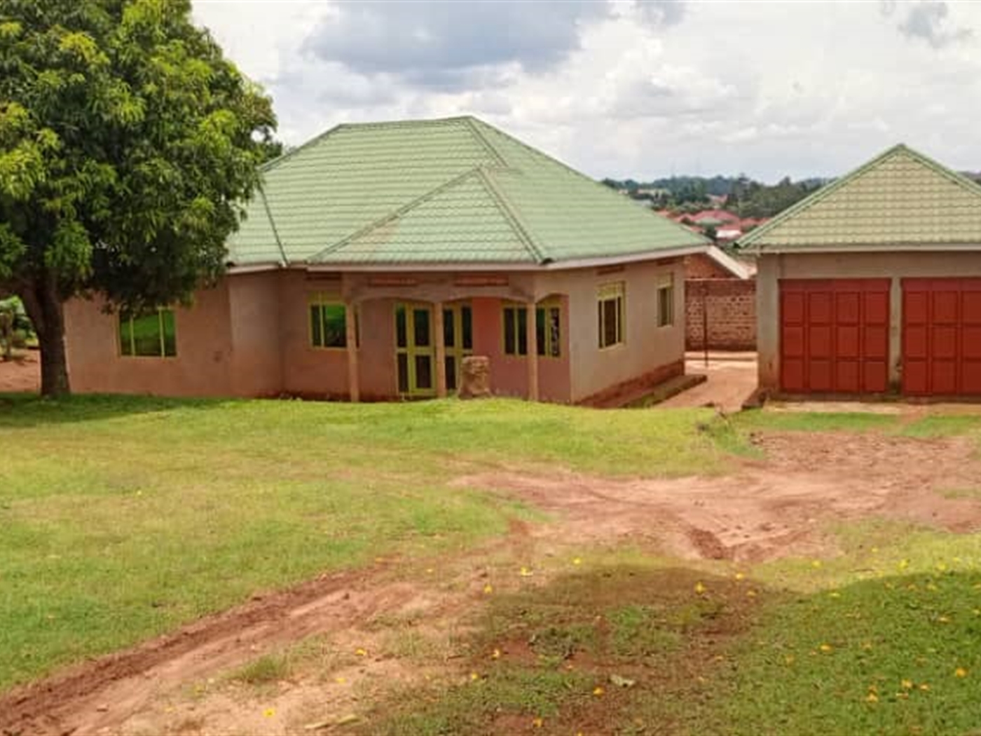 Bungalow for sale in Buloba Mityana