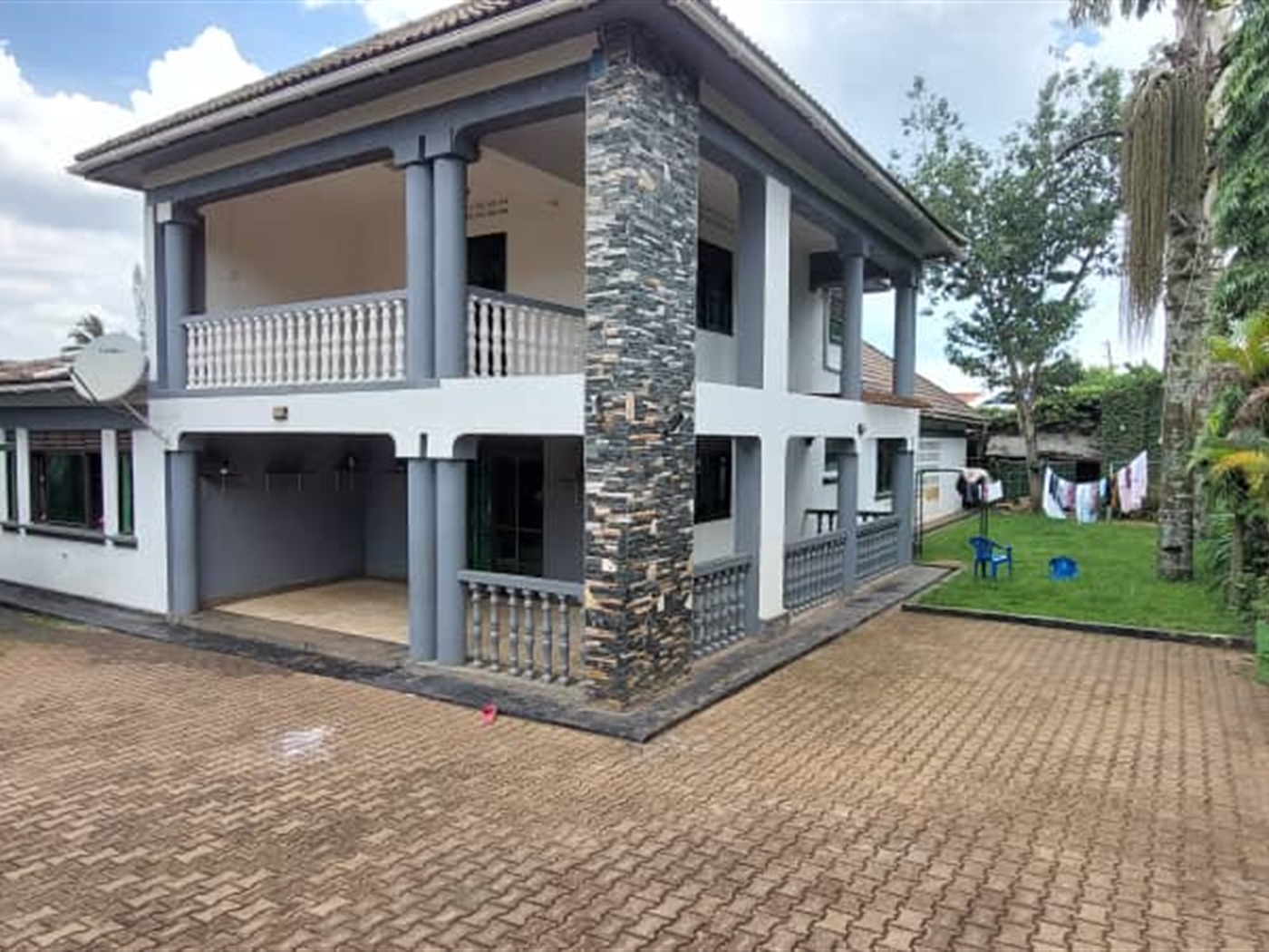 Storeyed house for sale in Muyenga Kampala