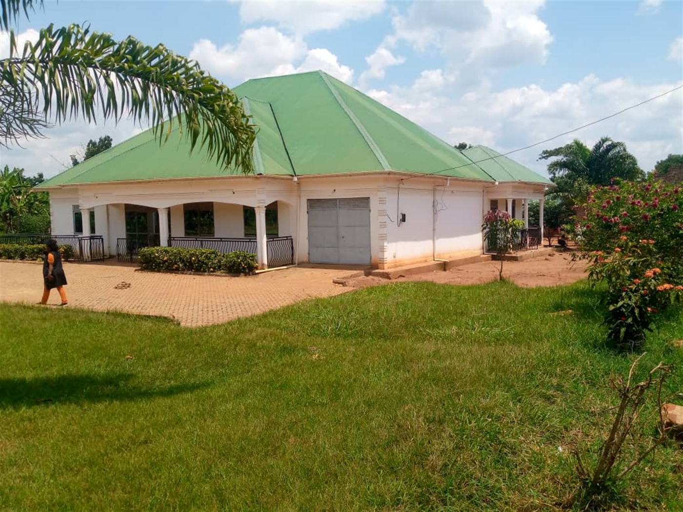 Bungalow for sale in Kabimbili Kayunga