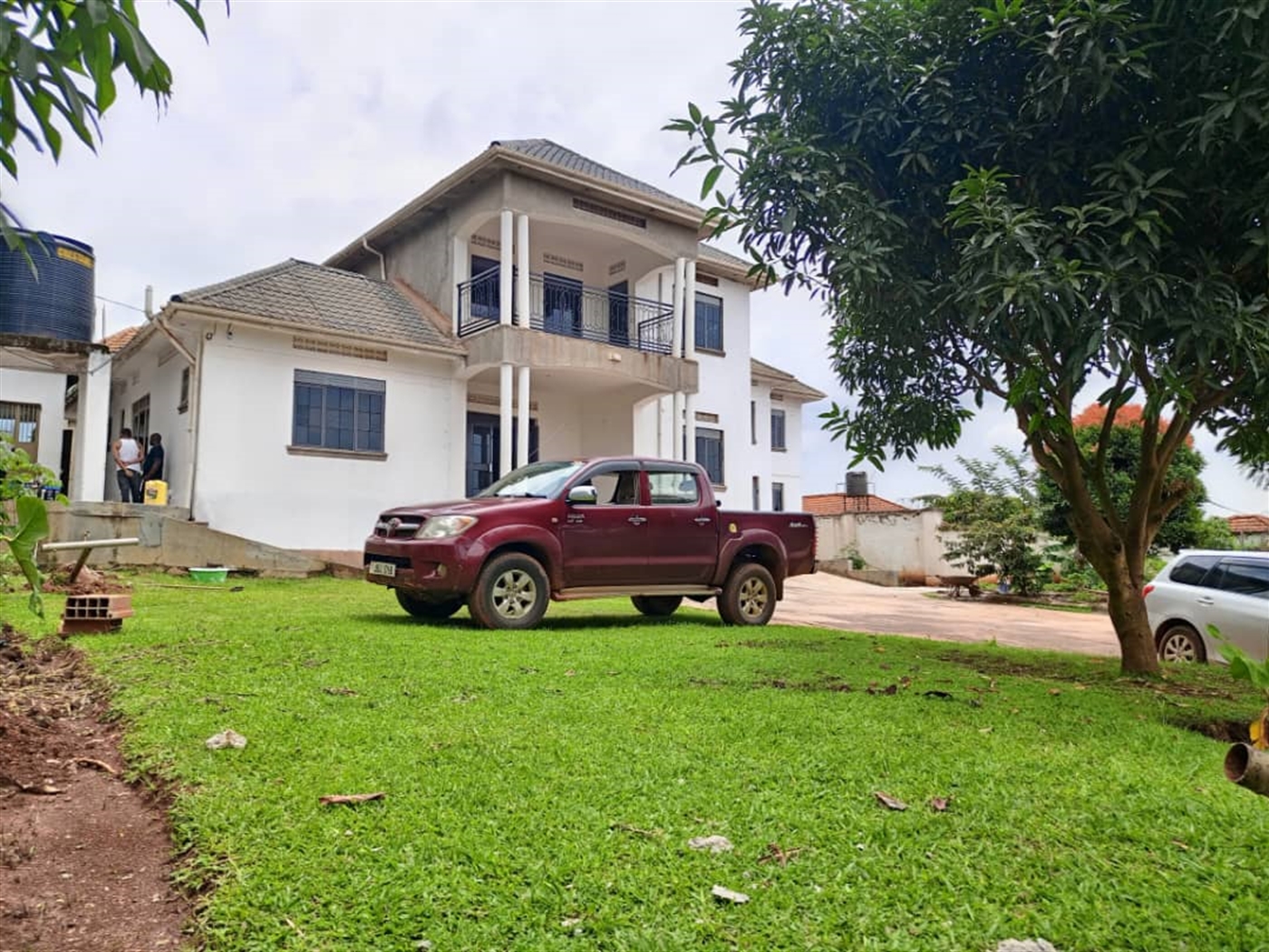 Storeyed house for sale in Kira Wakiso