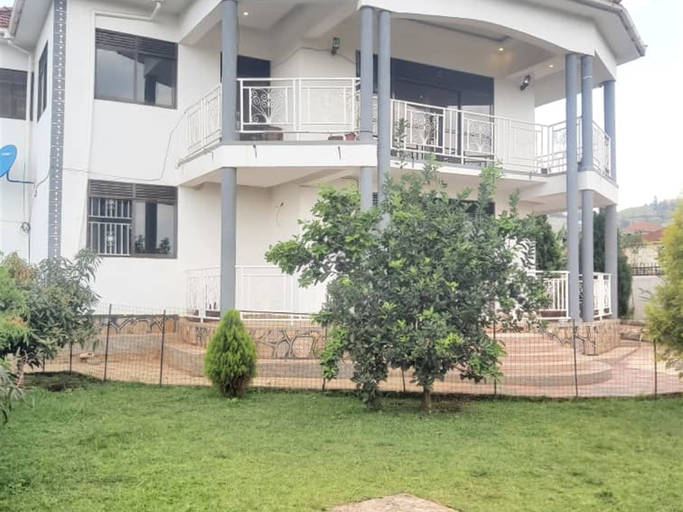 Storeyed house for sale in Akright Wakiso