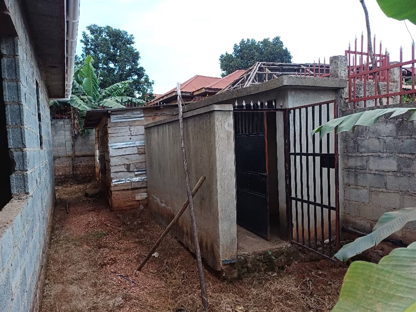 Shell House for sale in Busaabala Kampala