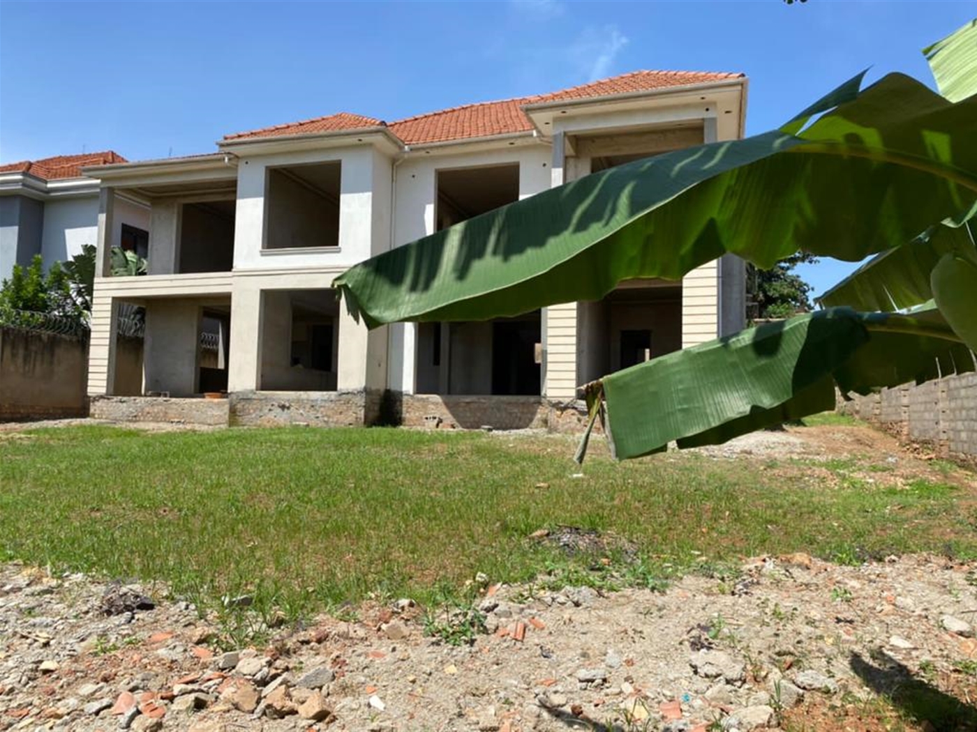 Shell House for sale in Kiwaatule Kampala