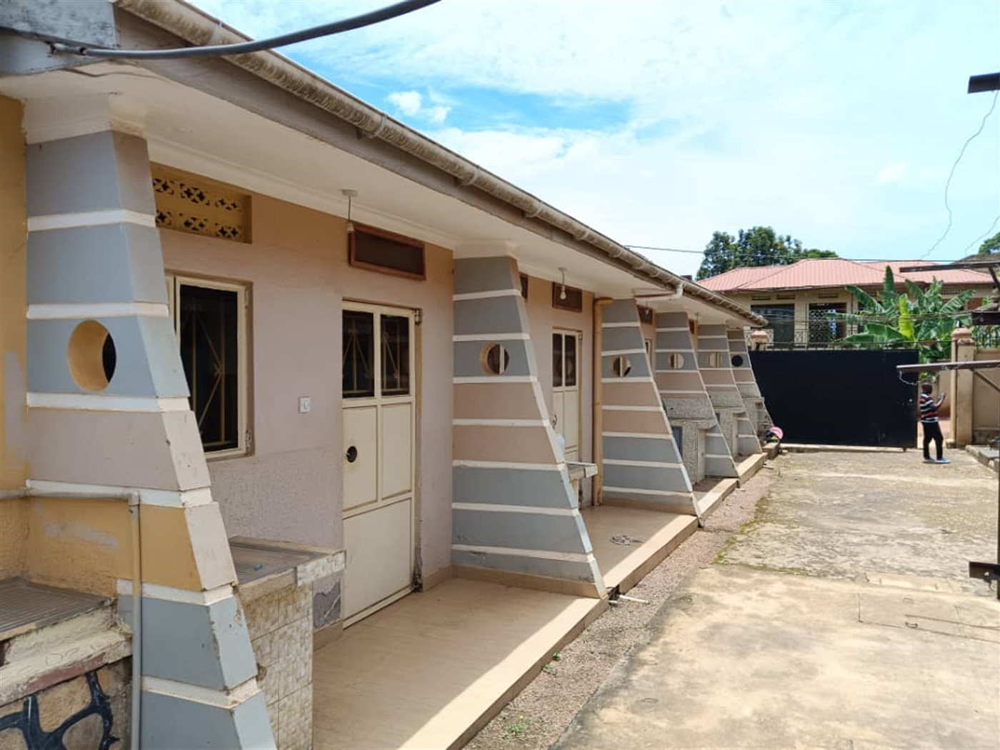 Hostel for sale in Seeta Mukono