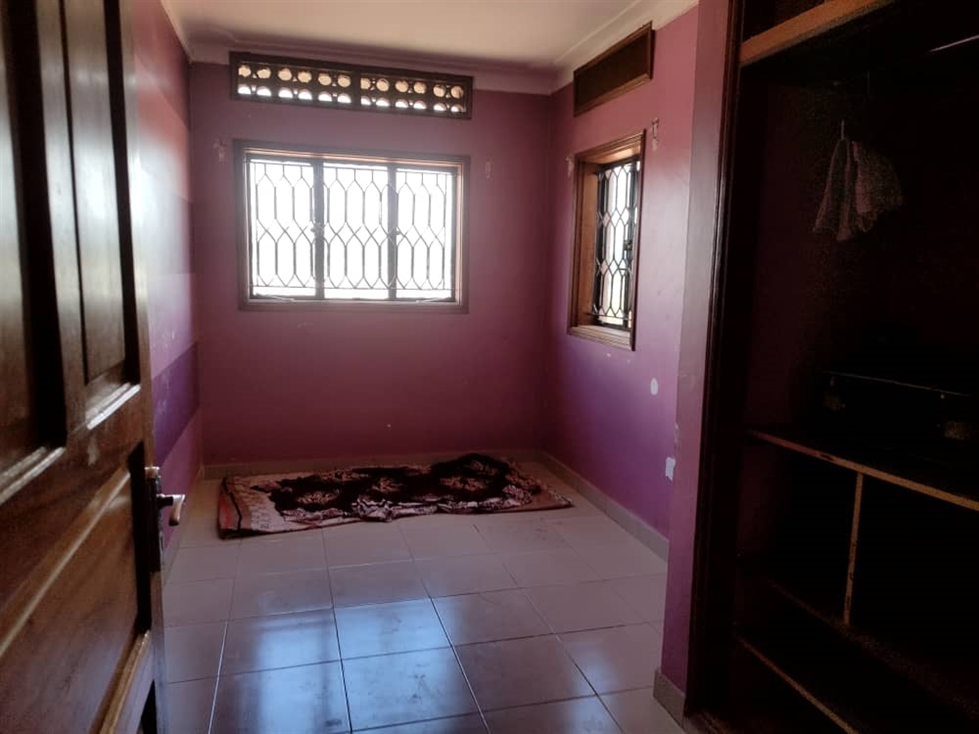 Storeyed house for sale in Namugongo Wakiso