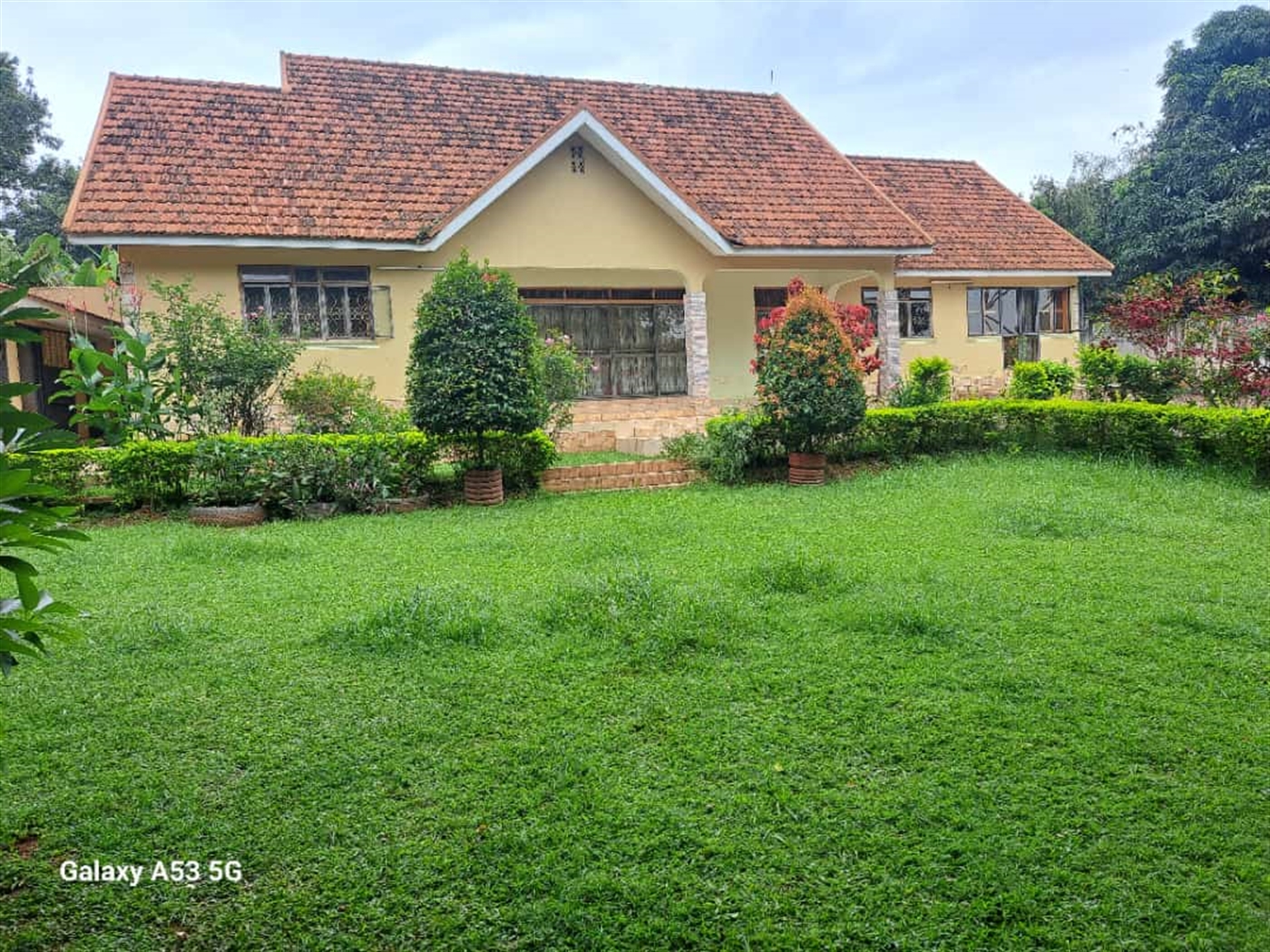 Bungalow for sale in Bukoto Kampala