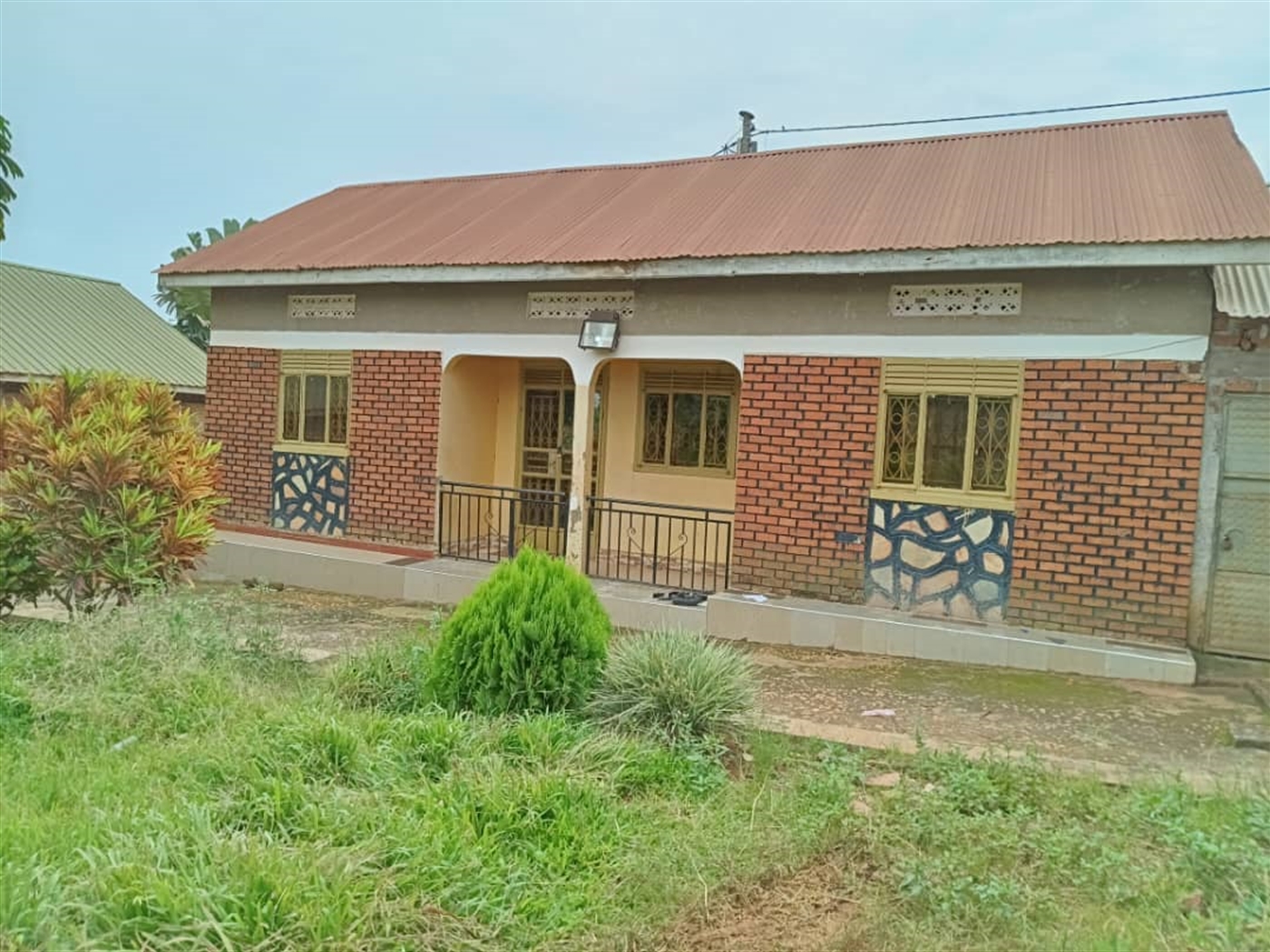 Bungalow for sale in Seeta Mukono