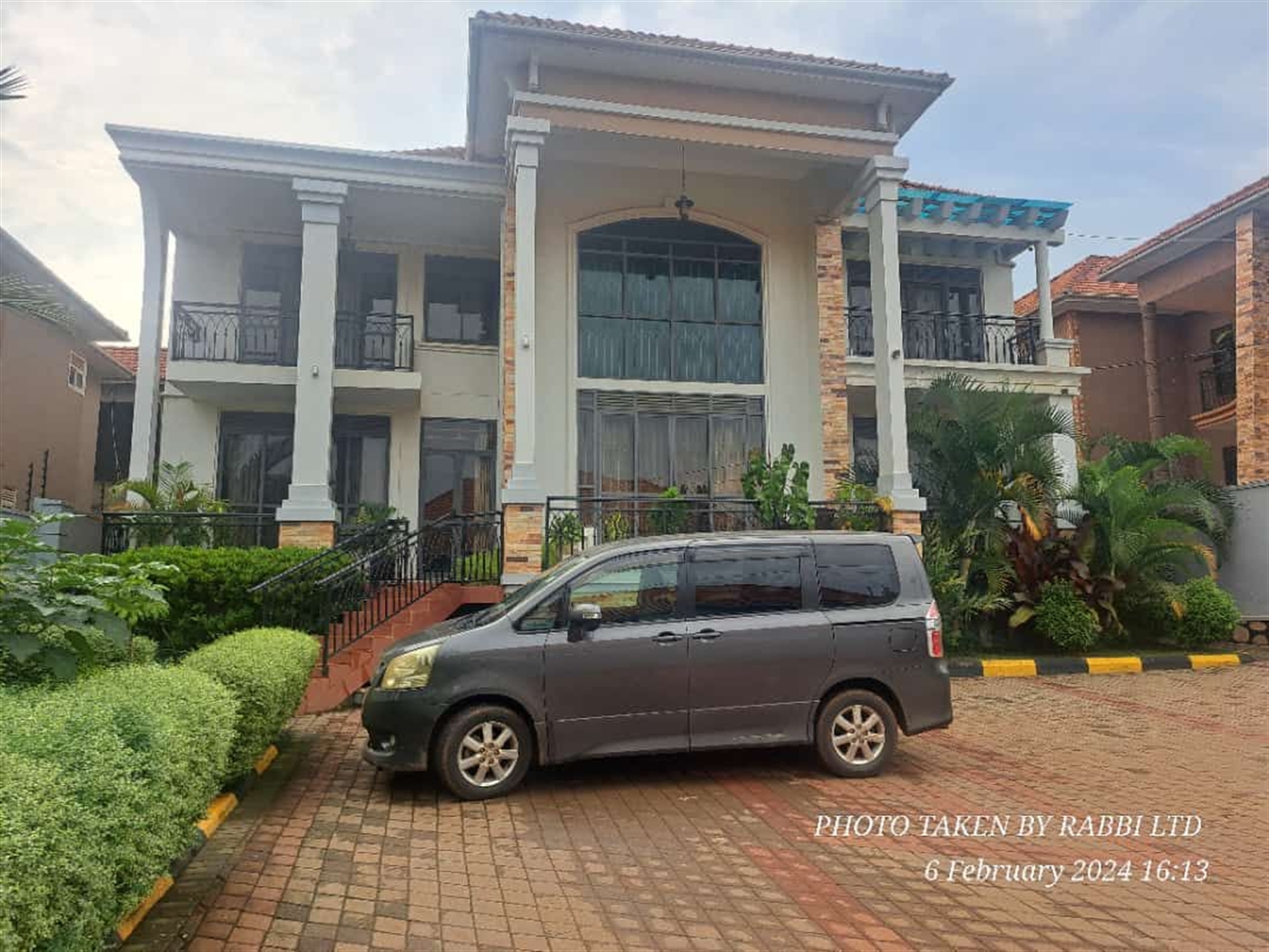 Storeyed house for sale in Kiwaatule Kampala