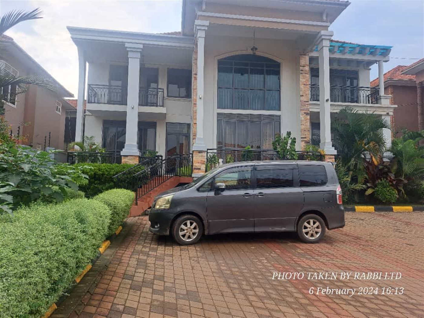 Storeyed house for sale in Kiwaatule Kampala