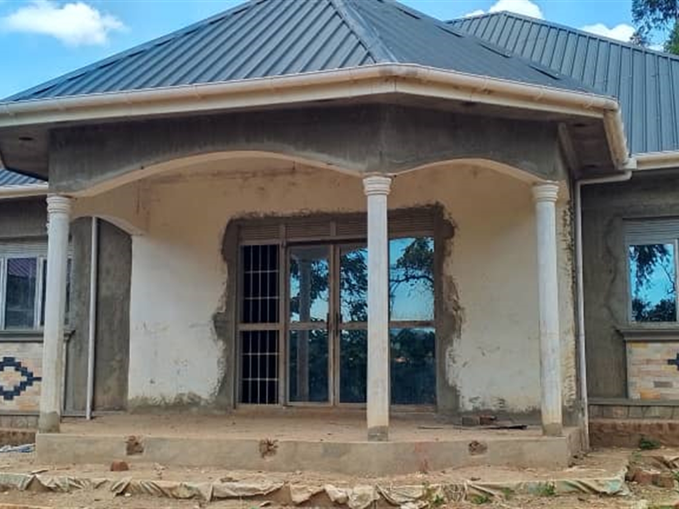 Shell House for sale in Namayiba Mukono