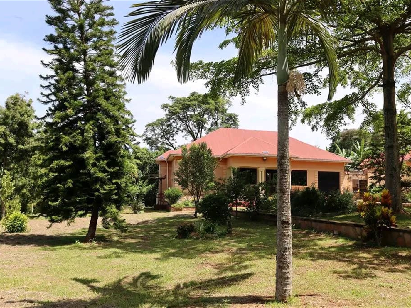 Bungalow for sale in Bombo Luweero