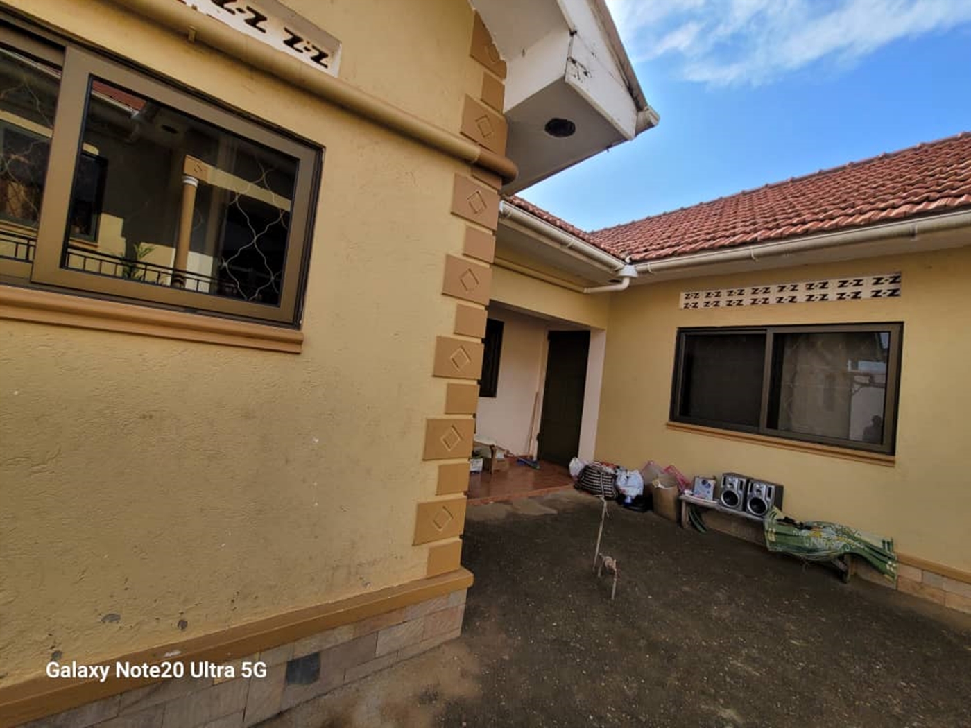 Bungalow for sale in Seguku Wakiso