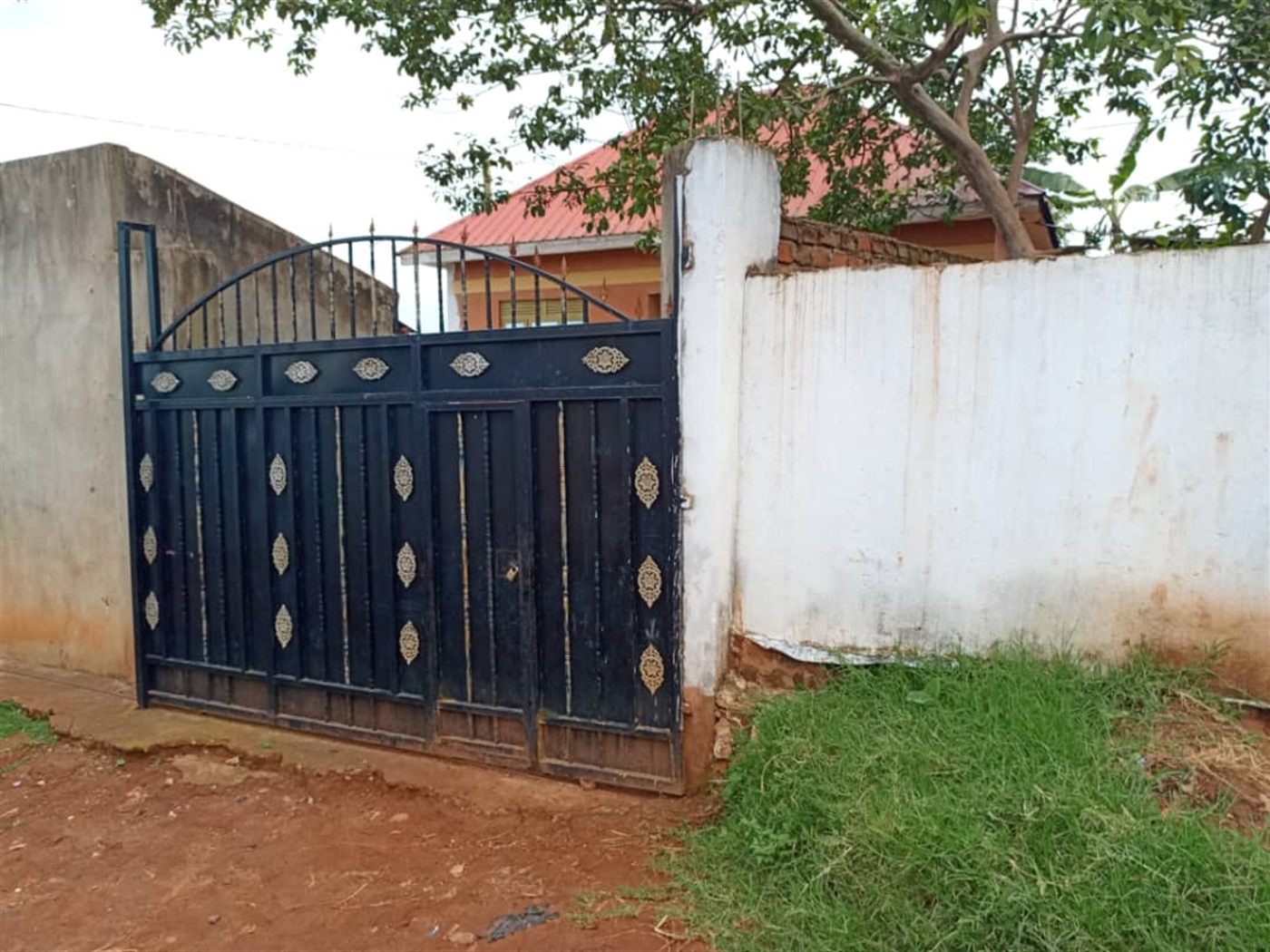 Bungalow for sale in Gayaza Wakiso