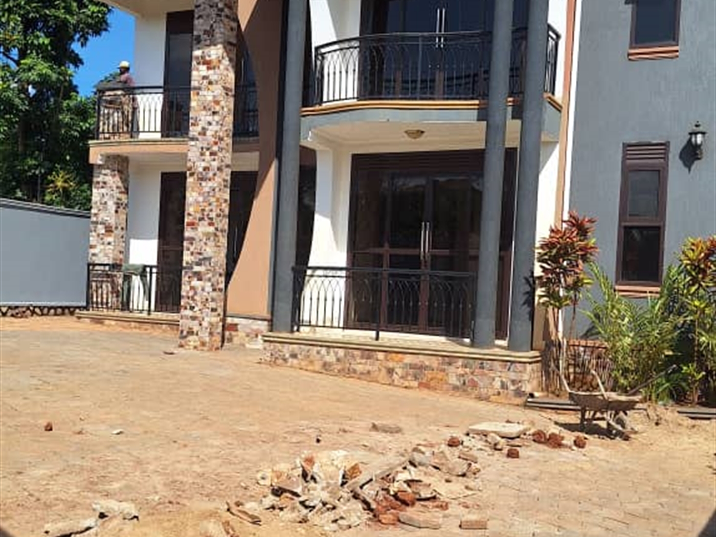 Storeyed house for sale in Kira Wakiso