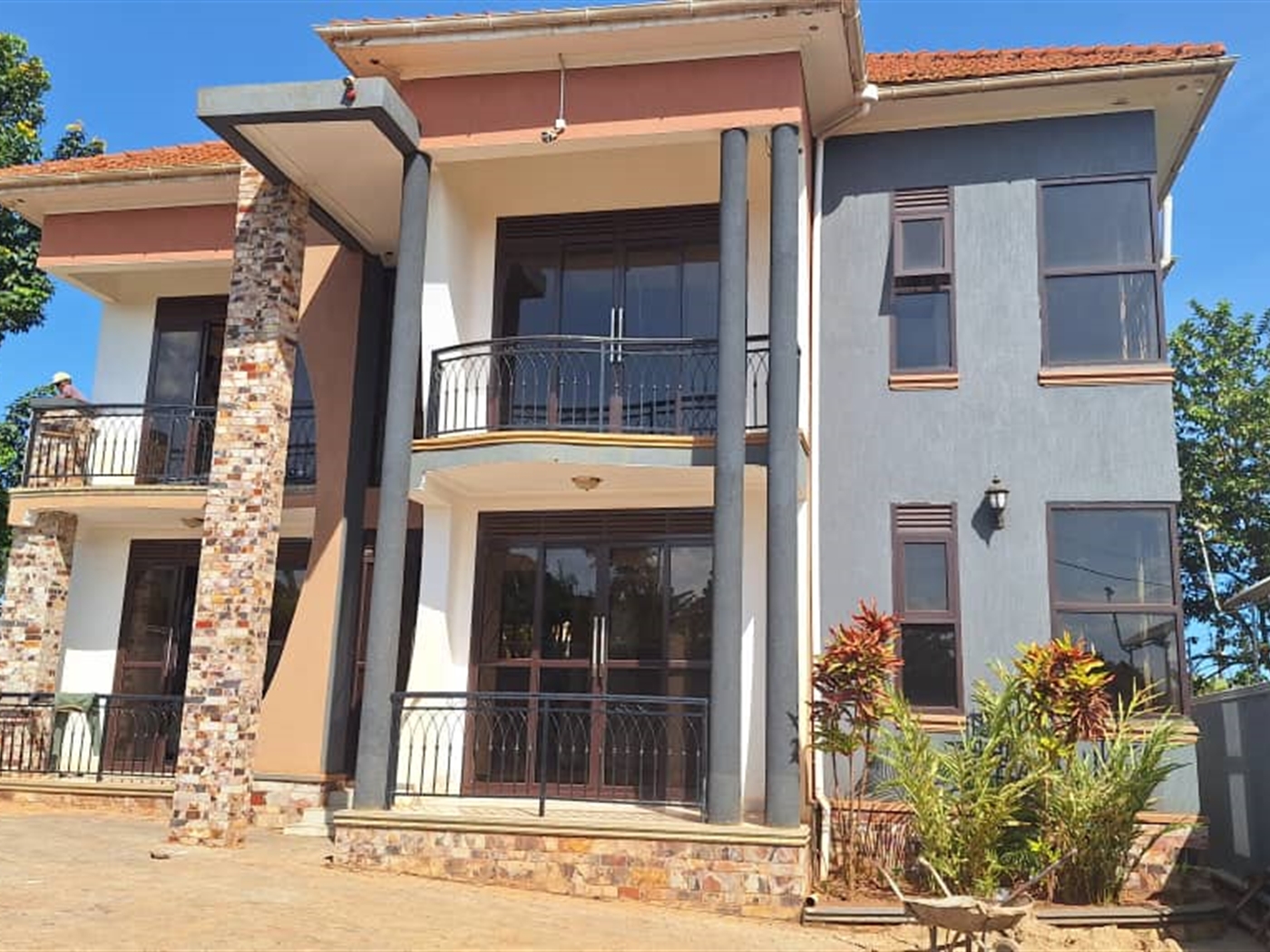 Storeyed house for sale in Kira Wakiso