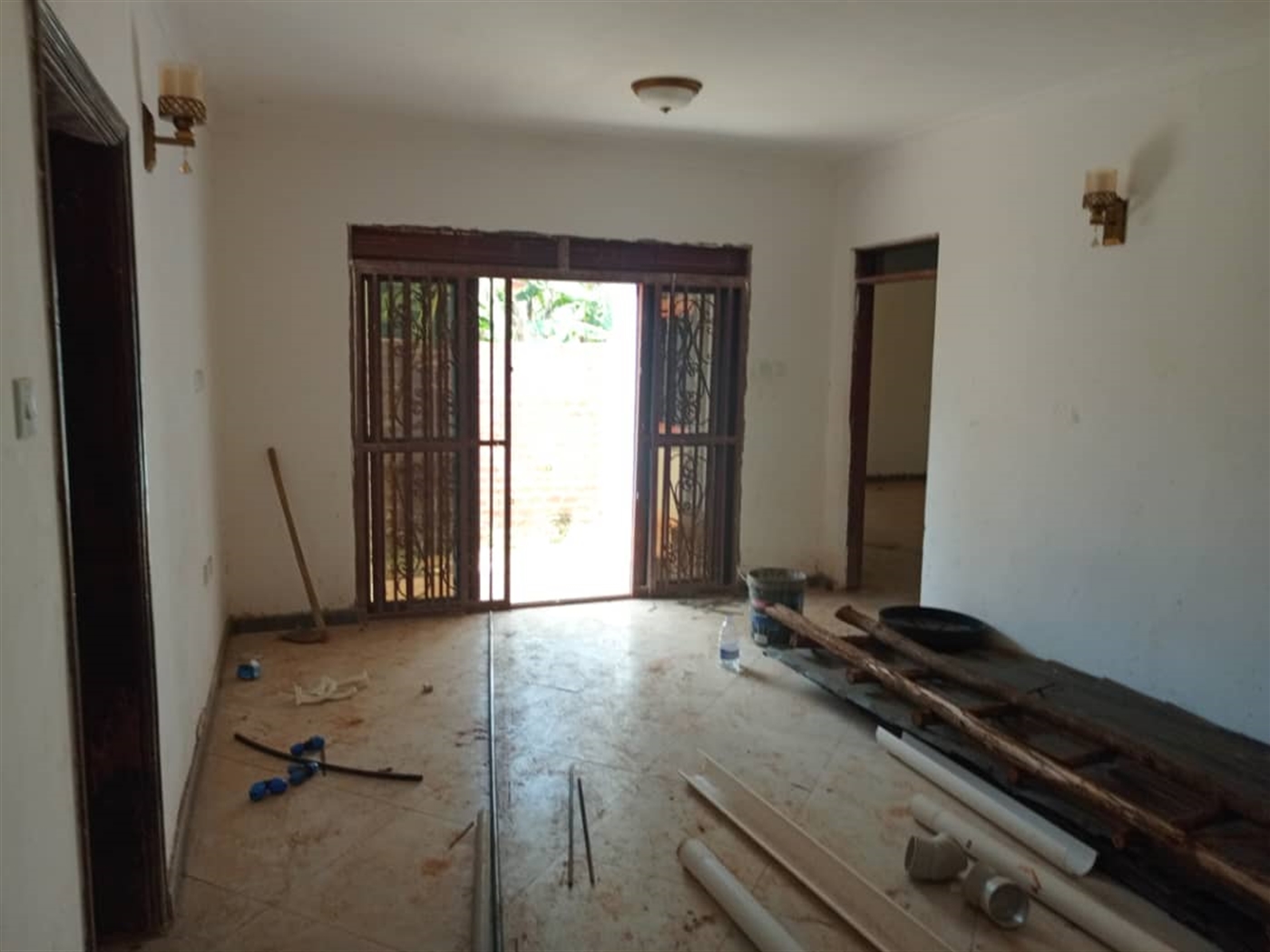 Bungalow for sale in Kyebando Wakiso