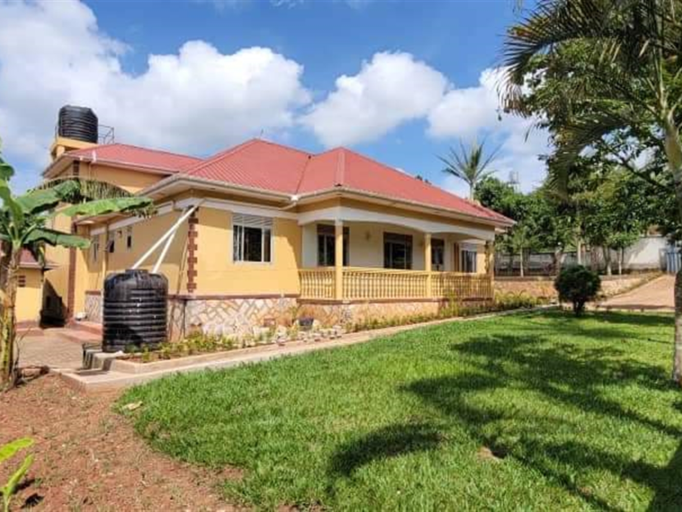 Storeyed house for sale in Matugga Wakiso