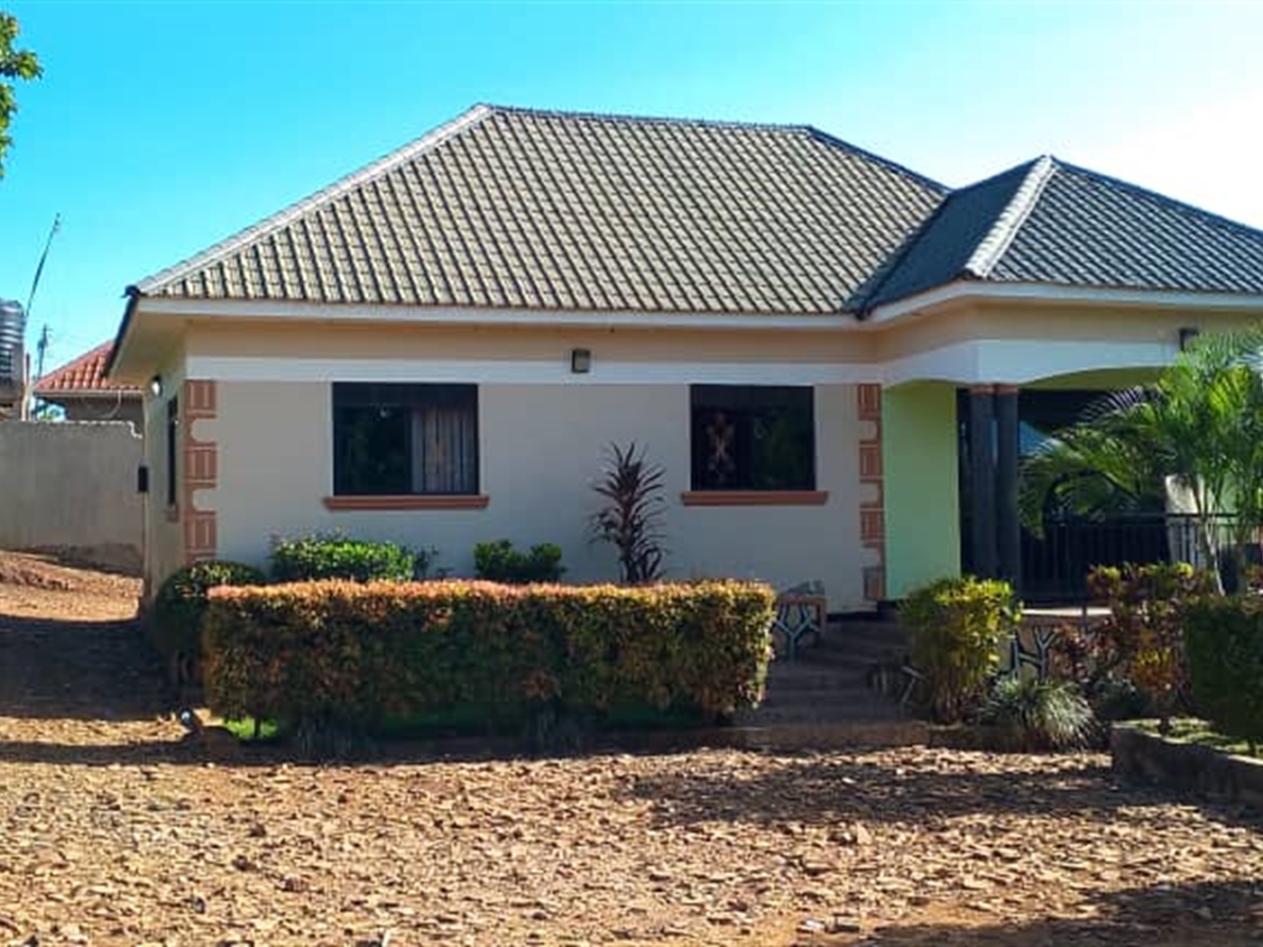 Bungalow for sale in Seeta Mukono