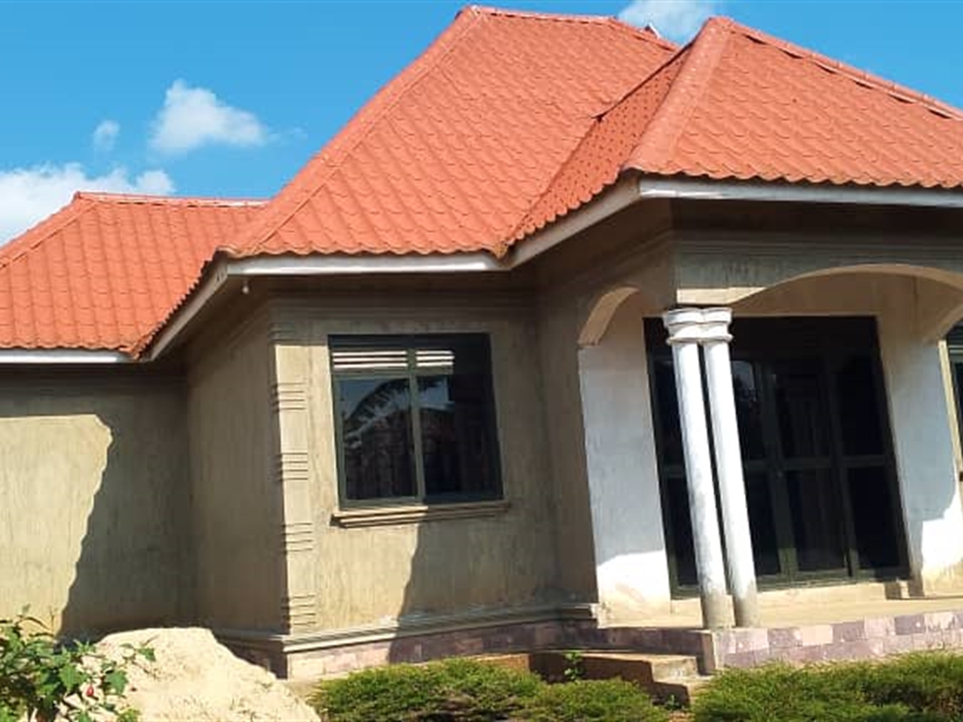 Bungalow for sale in Nkokki Mukono