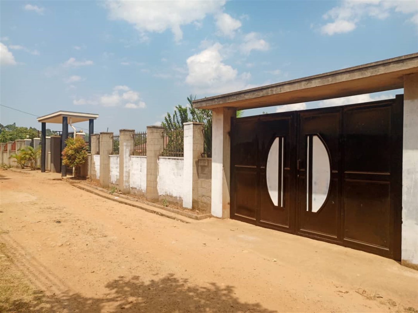 Bungalow for sale in Kakiri Wakiso