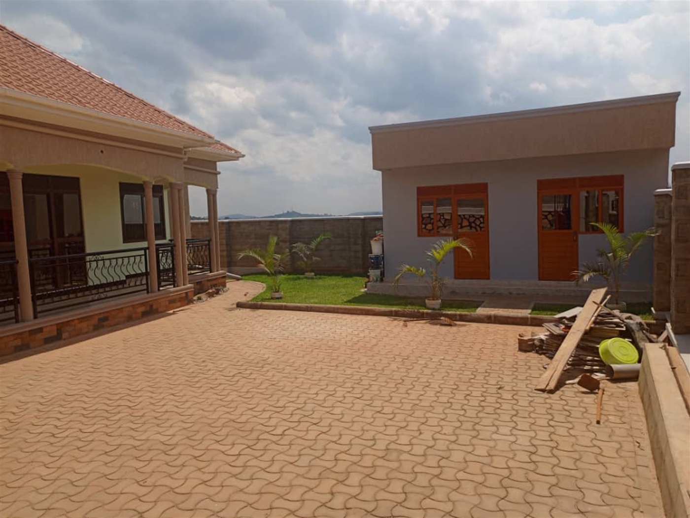 Bungalow for sale in Kabulengwa Wakiso