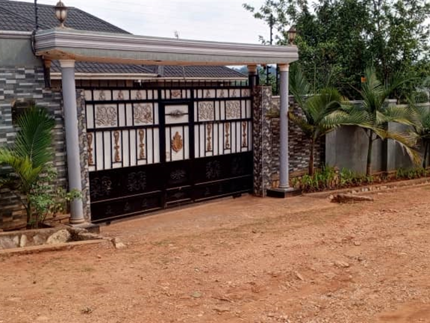 Bungalow for sale in Gayaza Wakiso