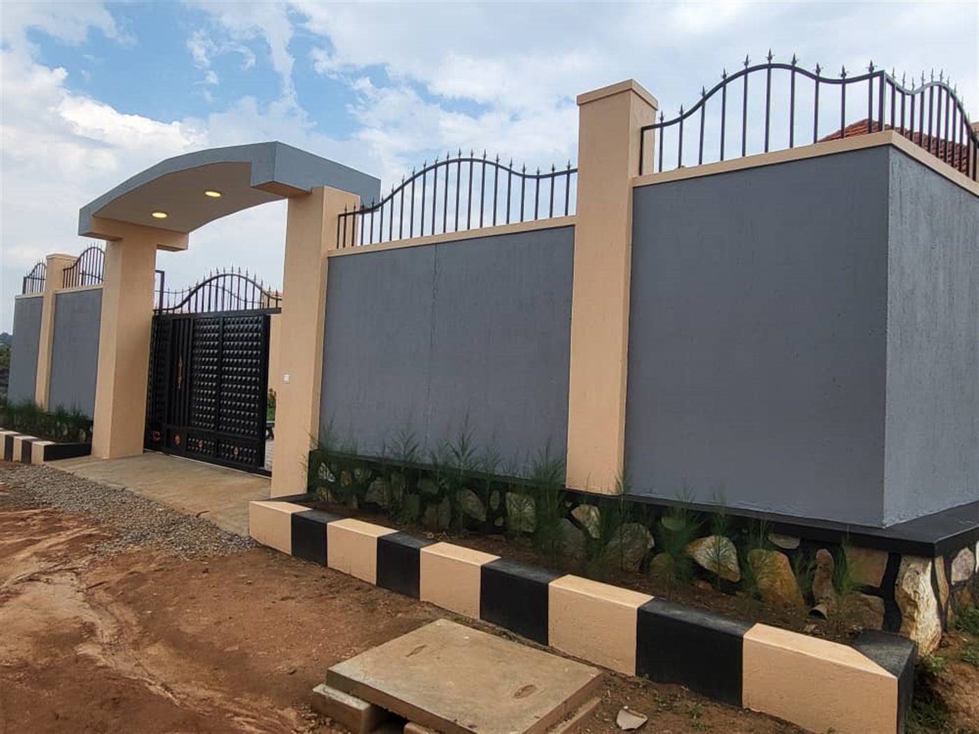 Bungalow for sale in Kira Wakiso