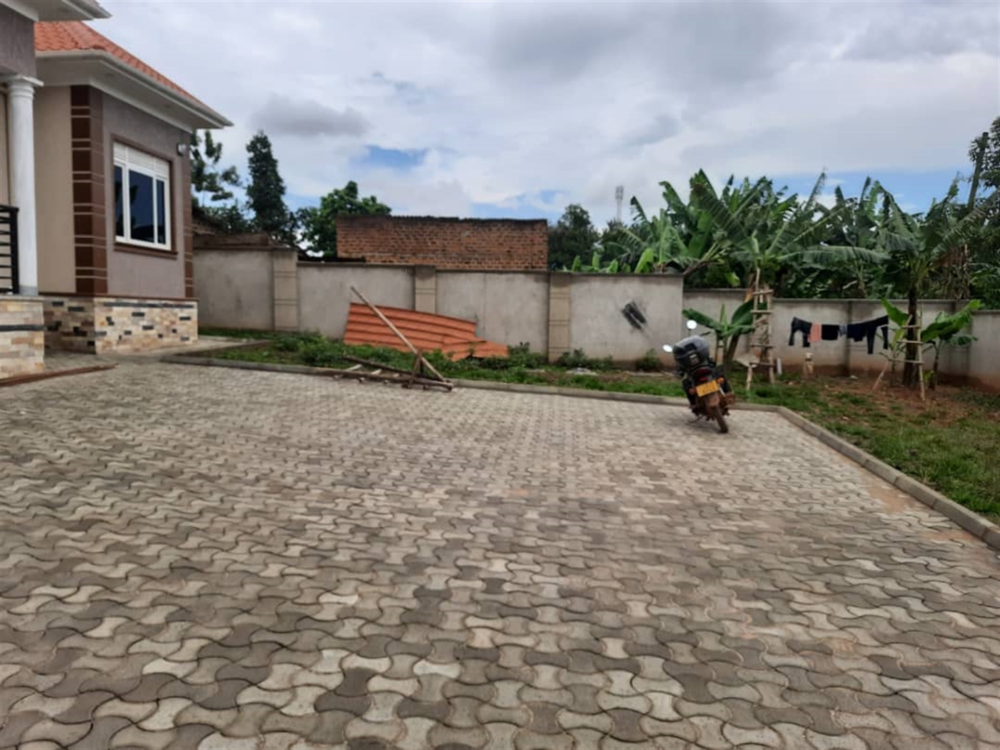 Bungalow for sale in Kira Wakiso