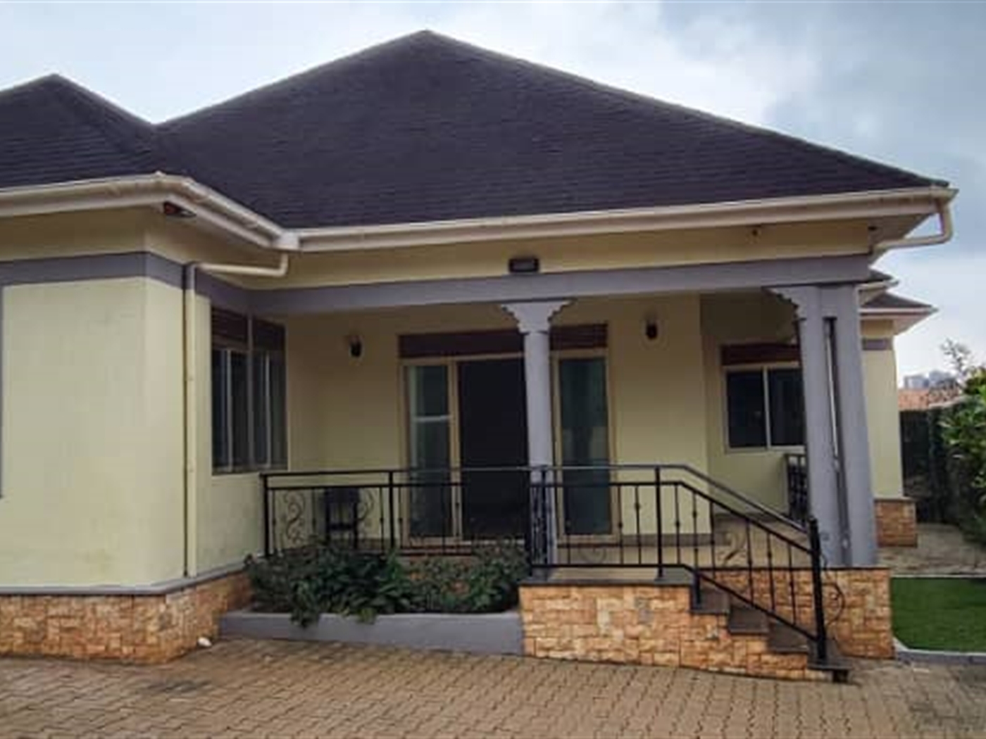 Bungalow for sale in Kyaliwajjala Wakiso