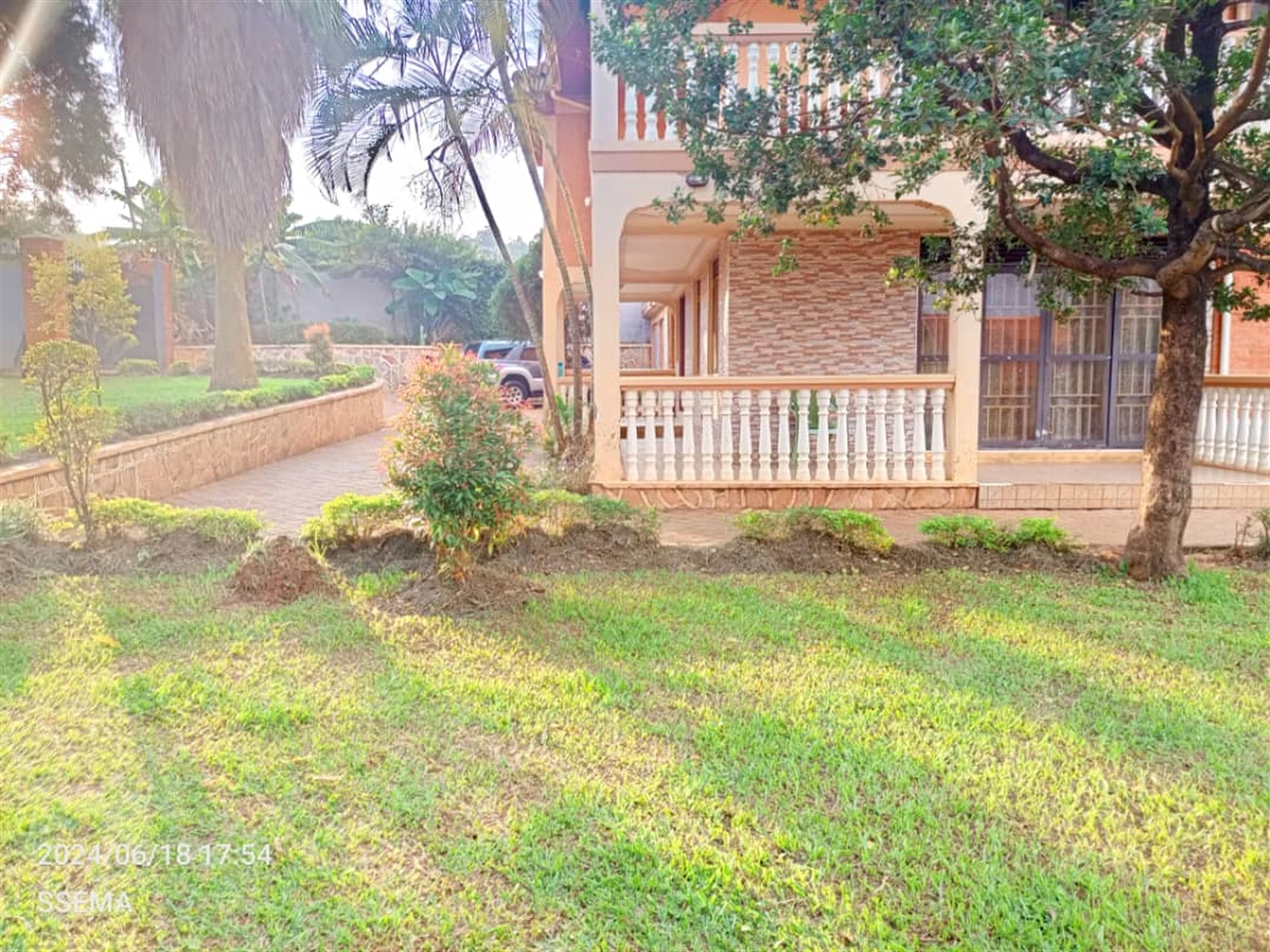 Storeyed house for sale in Naluvule Wakiso