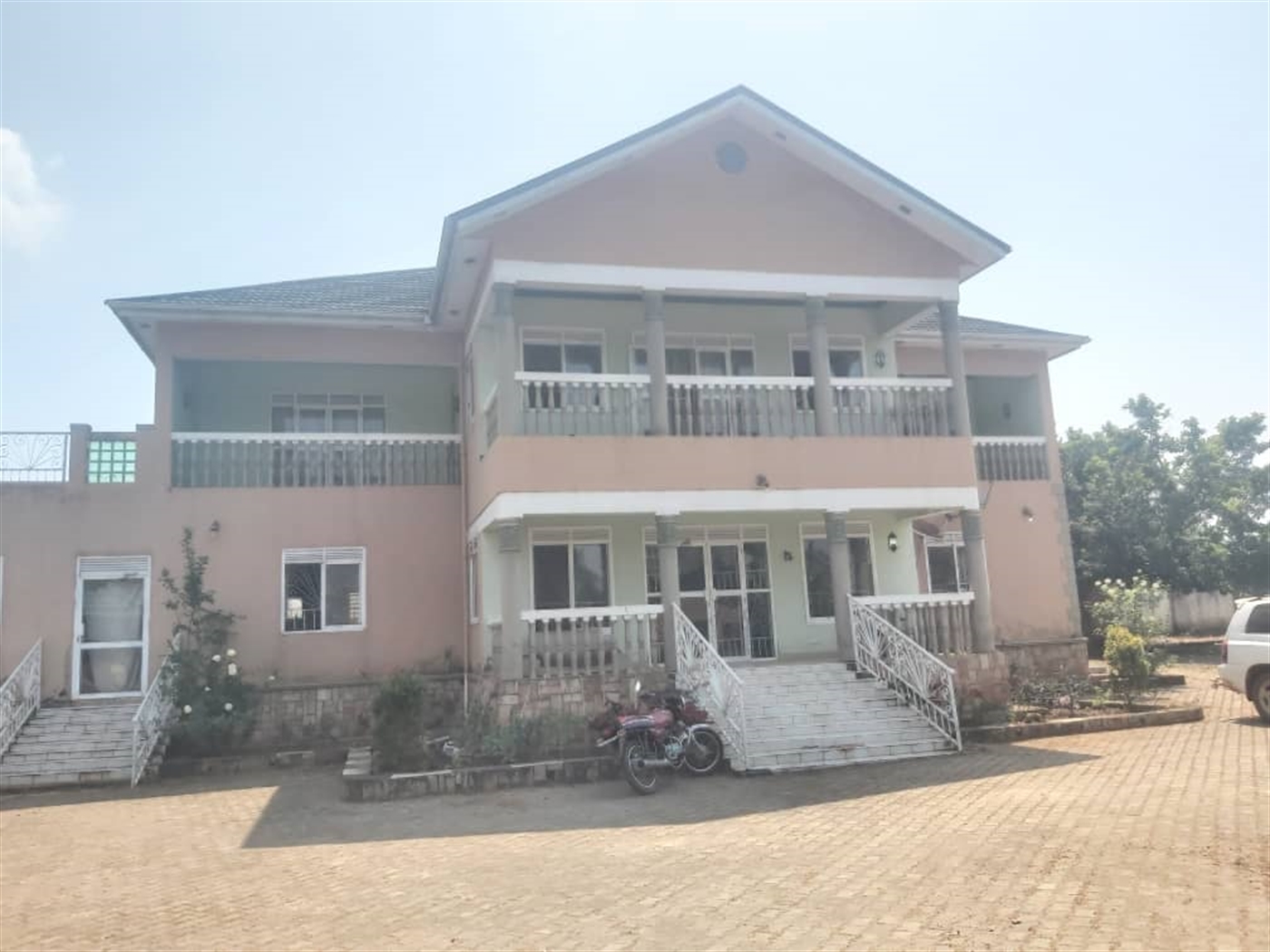 Storeyed house for sale in Mutungo Wakiso