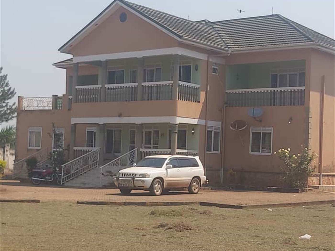 Storeyed house for sale in Mutungo Wakiso