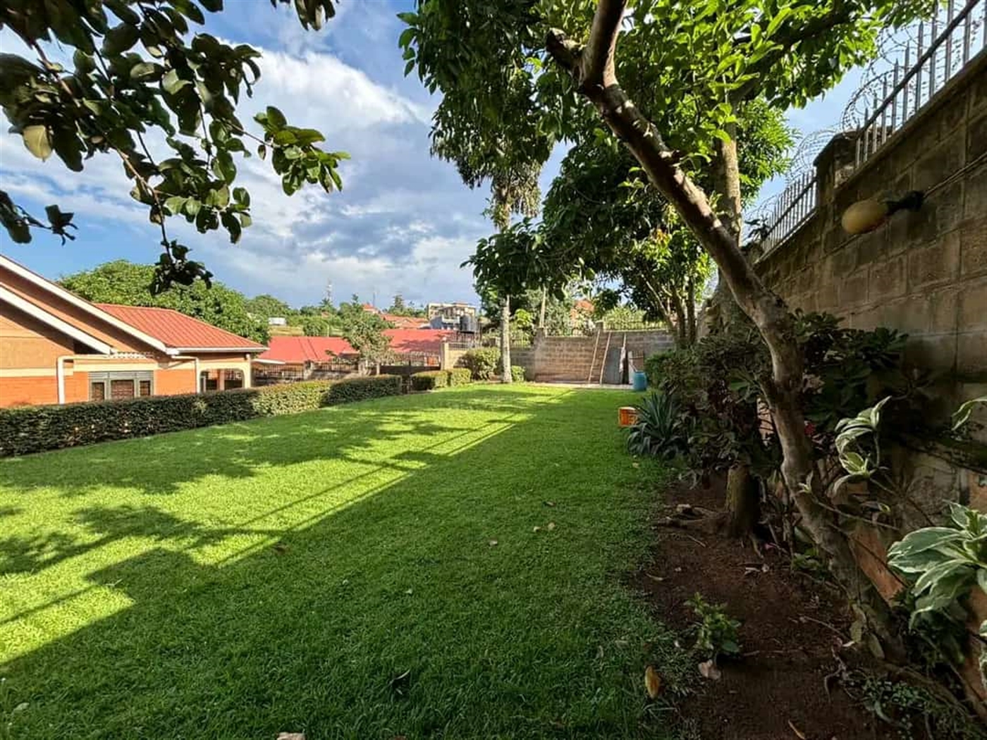 Bungalow for sale in Kisaasi Kampala