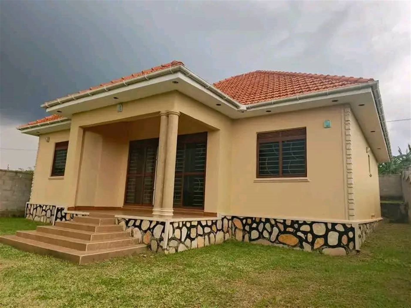 Bungalow for sale in Kitukutwe Wakiso