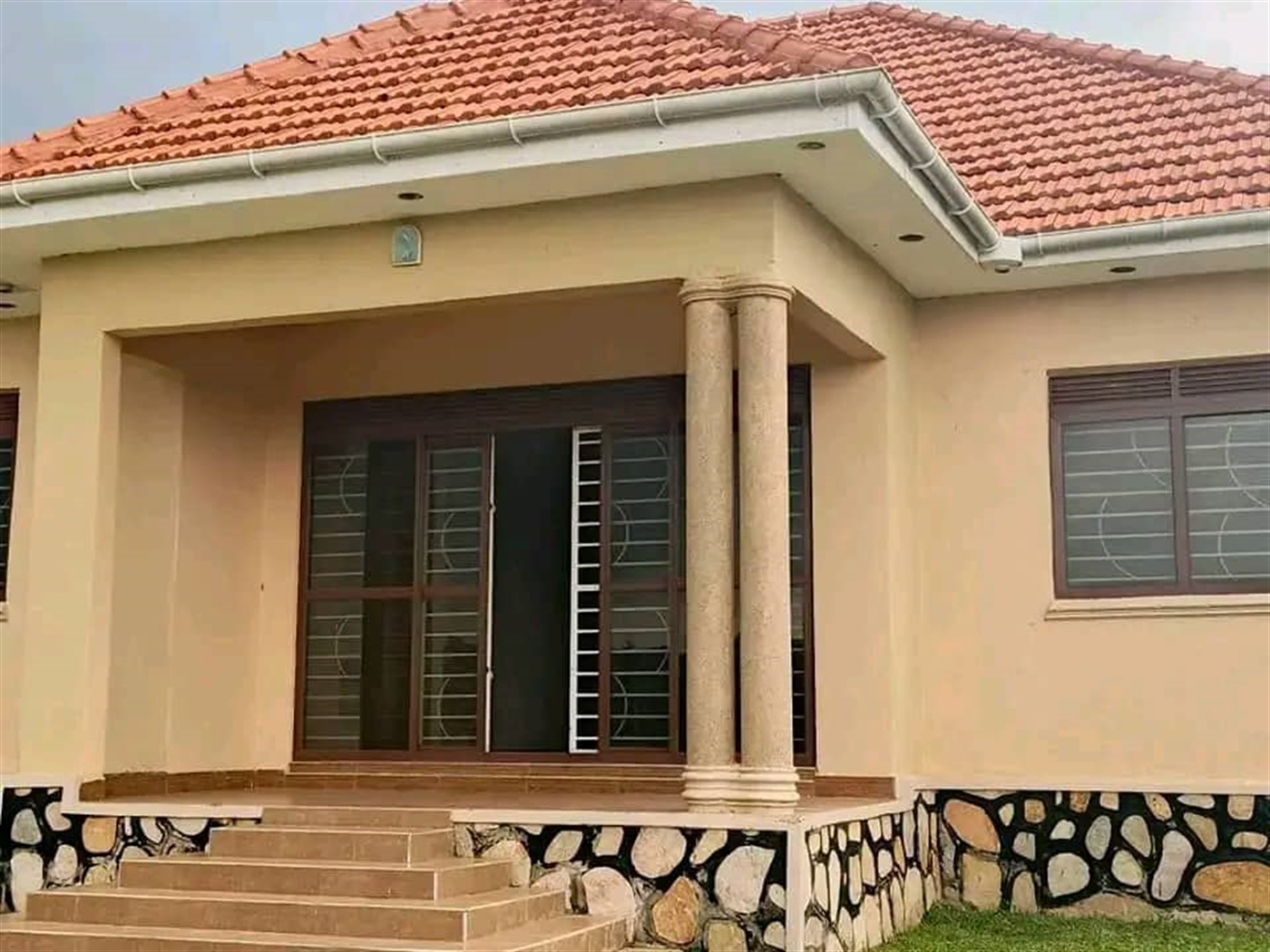 Bungalow for sale in Kitukutwe Wakiso